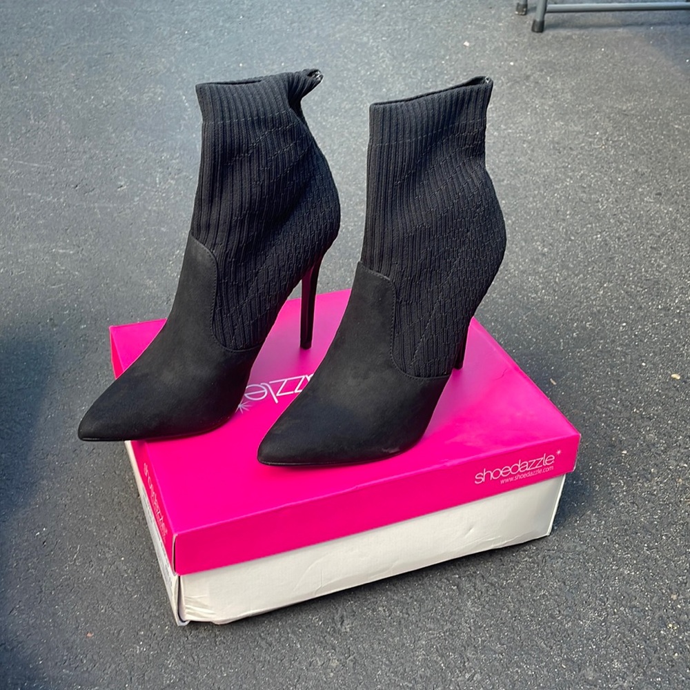 Black sock bootie